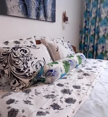 Апартаменты С Террасой Камбани Apartment