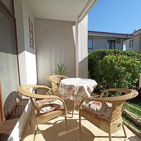 Апартаменты С Террасой Камбани Apartment Sveti Vlas
